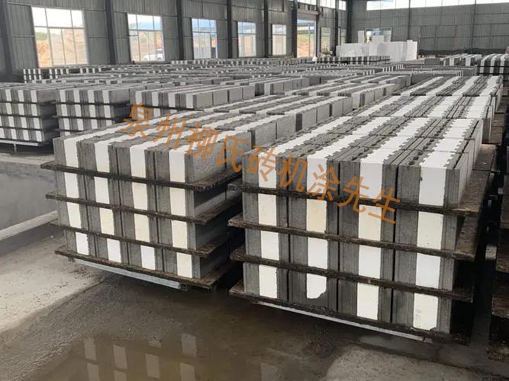 復合保溫砌塊磚