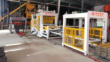 PC磚、透水磚生產(chǎn)現(xiàn)場